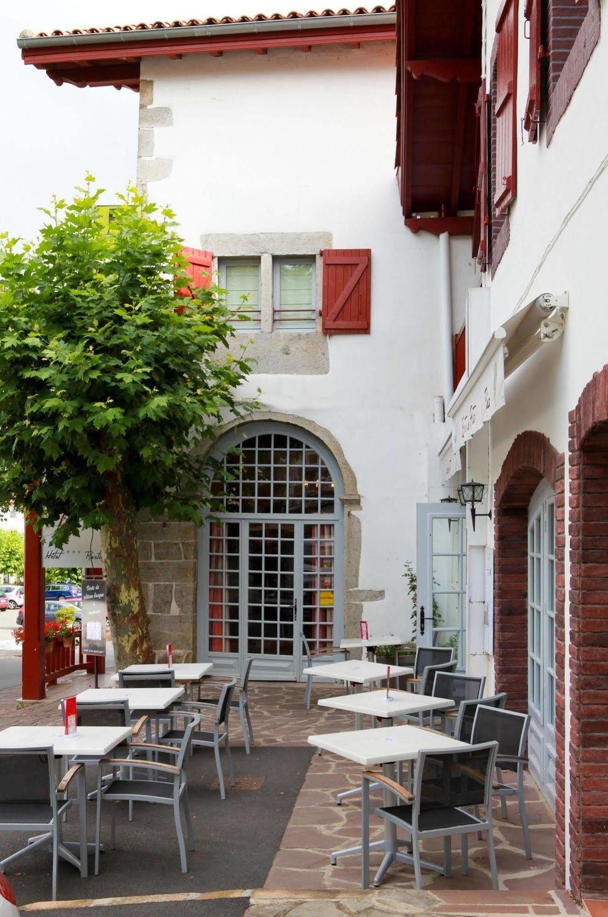 Hotel Restaurant & Spa La Maison Oppoca 아인오아 외부 사진